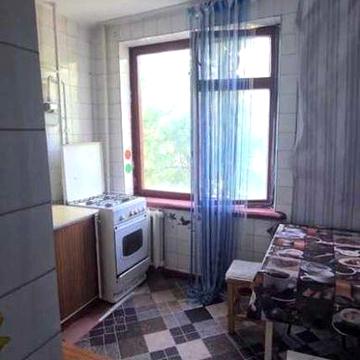 Продається 2 кімнатна квартира біля АТБ