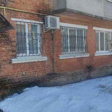 Продається 2 - х кімнатна квартира