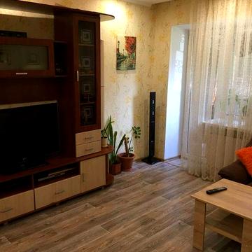 Продаж чотири кімнатної  квартири