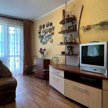Продаж затишної 3-кімнатної квартири з двома балконами!