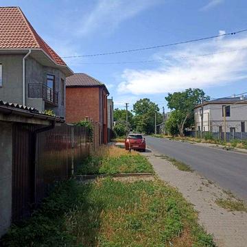 Отдельно стоящий новый  дом  рядом Дом Мебели. Горканализация/ГосАкт