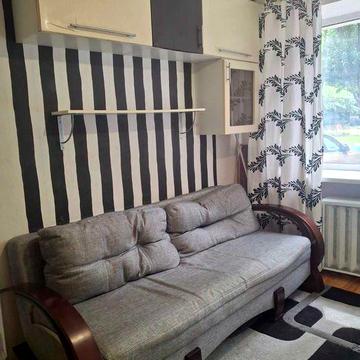 Затишна квартира на першому поверсі в спальному районі