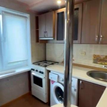 Мотель поруч зупинка вільна з 8 серпня