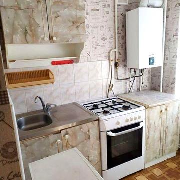 Оренда 3х кімнатної, НЕБЕСНОЇ СОТНІ - ПИЛИПА ОРЛИКА, ГАЗОВИЙ КОТЕЛ, є меблі та техніка, вільна!