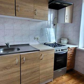 Продам 2- х Оболонь вул.Прирічна 19