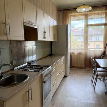 Здам 2 кімнатну квартиру в ближньому центрі