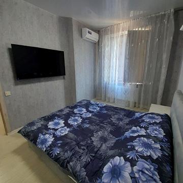 Генуезька вул., 1