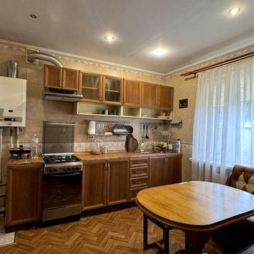 Оренда частини будинку в Житомирі