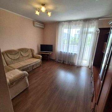 Продаж 1-кімнатної квартири на селищі Котовського, вул. Висоцького, 44,3 м², біля парку Ентузіастів