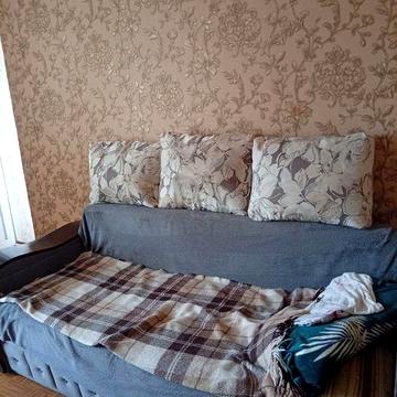 Сдам двушку на Черёмушках 8000 грн.