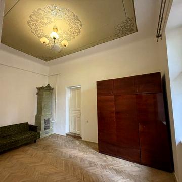 Продаж квартири у центрі Львова вул. Туган-Барановського