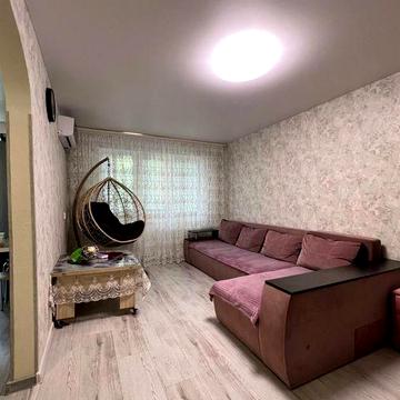 Продам 3 кімнатну квартиру в Центрі з новим ремонтом!