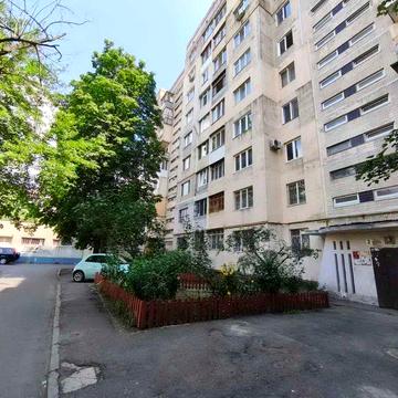 Продажа 3-комнатной в начале Таирова на Королева ОблГаи