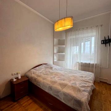 Продам 4-кімнатну квартиру з 2 лоджіями на Тополі