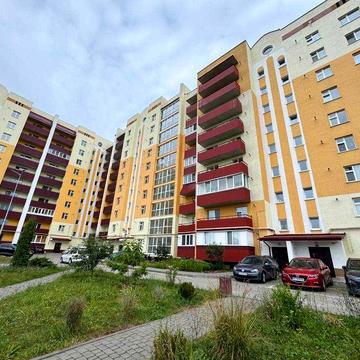 1к, Виставка, вул. Трудова Площа 60 м², 1/9 поверх Ремонт на 90%  Новобудова 2020 року.