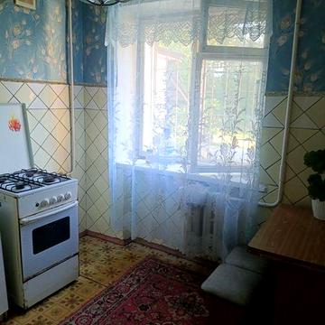 Продам 2- ком. квартиру с раздельными комнатами на Космосе