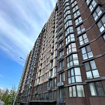 1-кімнатна квартира БІЛЯ ЦЕНТРУ Новобудова Двостороння