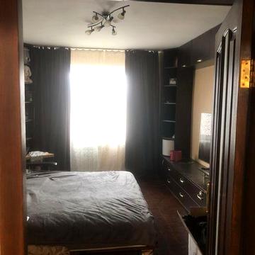 Продається 2-кімнатна квартира, 60 м² Ревуцького 19