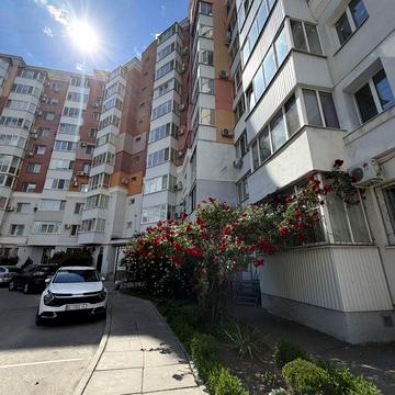 Новобудова з інвертором Левада Бідного 16 Власниця ЖК Злагода
