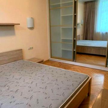 Довгострокова оренда 2к Квартира Мусліма Магомаєва (8 Березня) вулиця