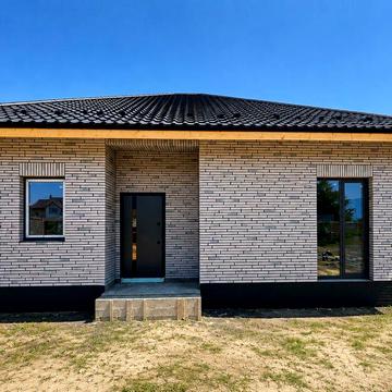 Продаж сучасного одноповерхового будинку в с. Струмівка