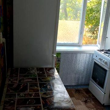 Здам квартиру на 1му поверсі частково з меблями електроопалення тариф день ніч