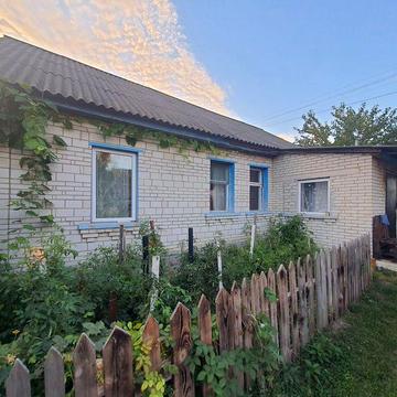 Продам окремих Пів будинка,  вул. Коцюбинського,  с/в в будинку! 5 сот