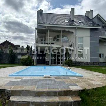 Будинок продаж. Лісники. Стежки. 450 м.кв . Бассейн