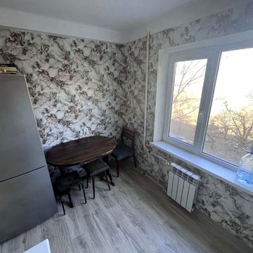 Продажа 2ой квартиры в Александровском р-не