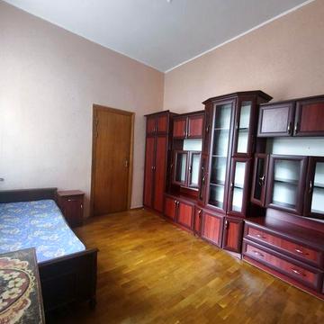 Оренда 3 кім квартири в Центрі.