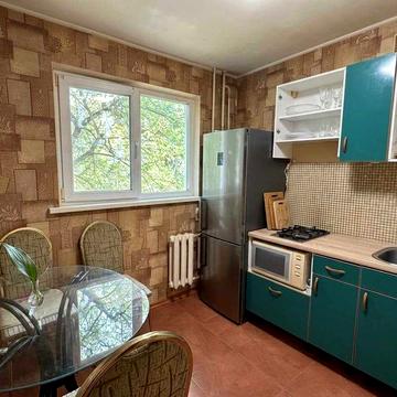 Продается 3х комн.кв.2/9  пр.Аэрокосмический в 5 мин.от м.Левада