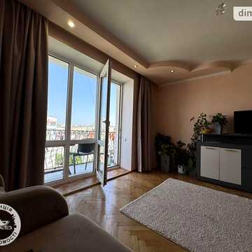 Продаж 3к Квартира Квітки Цісик (Ломоносова Михайла) вулиця