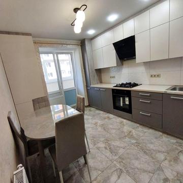 Продам 2к.квартиру в новому будинку по вул. В.Чорновола