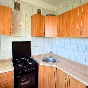 Продаж 1 кімнатної , просп. Воскресенський 15б, ТЦ Квадрат, Авторинок