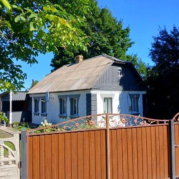 Продається будинок 120 км від Києва