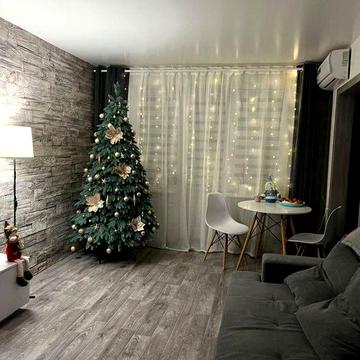 Продам 3-х кімнатну квартиру в центрі