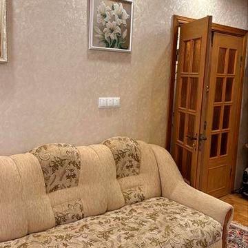 Продається 2к.квартира,масив Сонячний, вулиця 15 Квітня