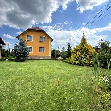 ‼️Продаж будинку вул Павлюченка ‼️ 3 поверхи, сауна, гараж, меблі та техніка‼️
