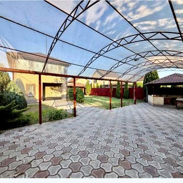 Продам Будинок біля Блакитного озера
