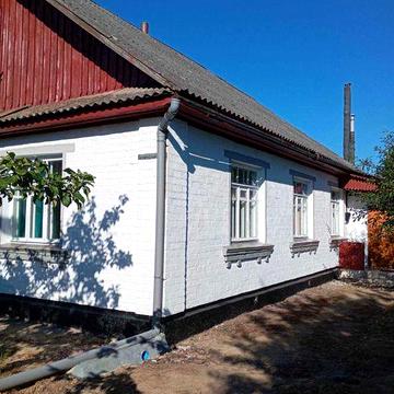 Продається затишний житловий будинок