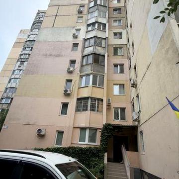 Продам від власника 1-кімнатну квартиру | вул. Академіка Корольова, 90-А | 51 м²