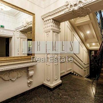 Продажа 3-комнатной квартиры с ремонтом 135 м2  с террасой , улица Кропивницкого 8 ,  Центр , Печерск , Хрещатик , рядом Новопечерские Липки