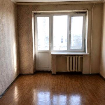 Світла 1-кімнатна квартира з балконом — готова основа для вашого ремонту