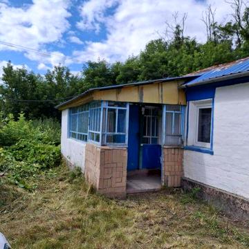 Продам хату в селі Мартинівка Канівського району