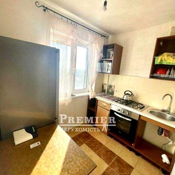 3-кімнатна квартира 51 м² ремонт 15 хв до центру утеплений будинок