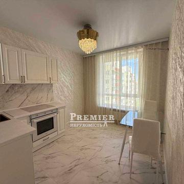 Продам 1 кімнатну квартиру з ремонтом у новому ЖК на Сахарова. Одеська прописка.