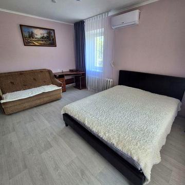 Здаеться 1 кімнатна квартира, довгостроко, вул.Вл.Бувалкіна