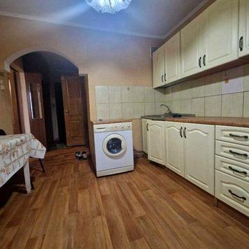 сдам 1 ком квартиру все есть состояние жилое