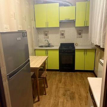 Сдается уютная 2-к квартира возле Метро Академика Павлова в 6-ти минутах ходьбы от квартиры.