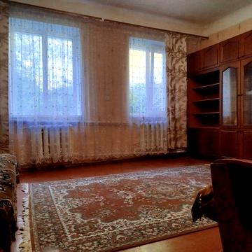 Частина будинку з окремим подвірям та центральними комунікаціями
